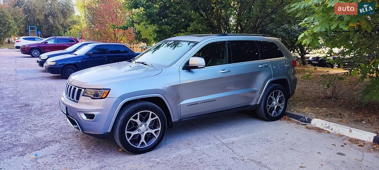 2017 Jeep Grand Cherokee - мініатюра 19