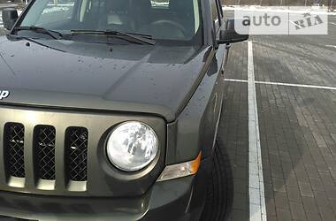 Внедорожник / Кроссовер Jeep Patriot 2015 в 