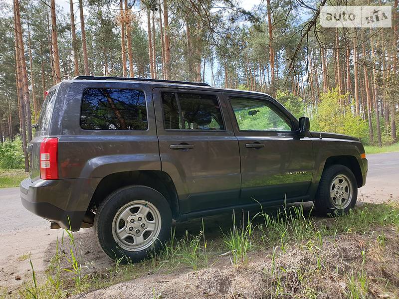 Позашляховик / Кросовер Jeep Patriot 2014 в Києві