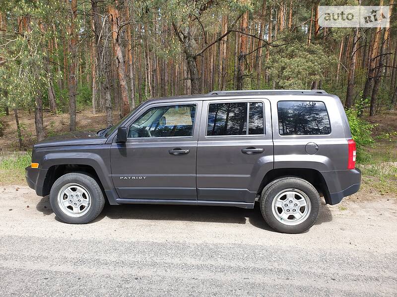 Позашляховик / Кросовер Jeep Patriot 2014 в Києві