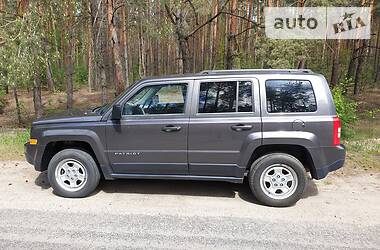 Позашляховик / Кросовер Jeep Patriot 2014 в 