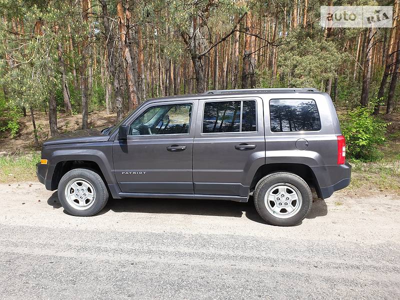 Позашляховик / Кросовер Jeep Patriot 2014 в Києві