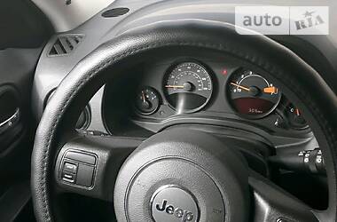 Позашляховик / Кросовер Jeep Patriot 2015 в 