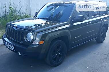 Позашляховик / Кросовер Jeep Patriot 2015 в 
