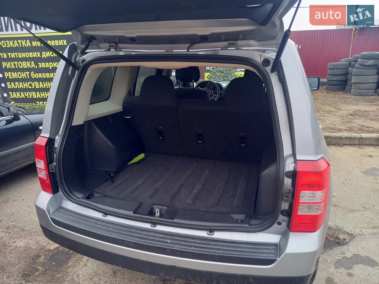 2015 Jeep Liberty (Patriot) - мініатюра 15