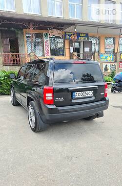 Позашляховик / Кросовер Jeep Patriot 2016 в Харкові