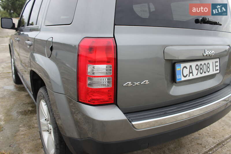 Внедорожник / Кроссовер Jeep Patriot 2011 в Каневе