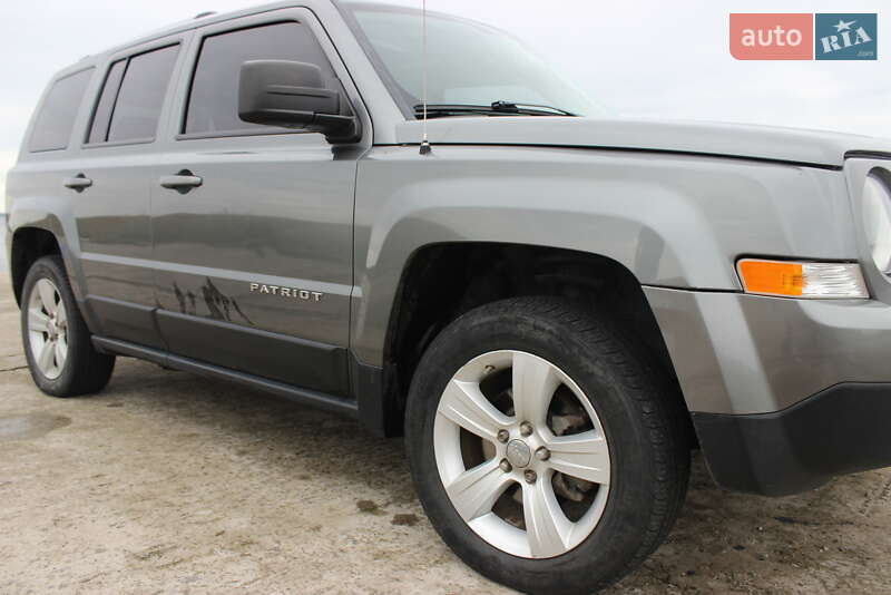 Внедорожник / Кроссовер Jeep Patriot 2011 в Каневе