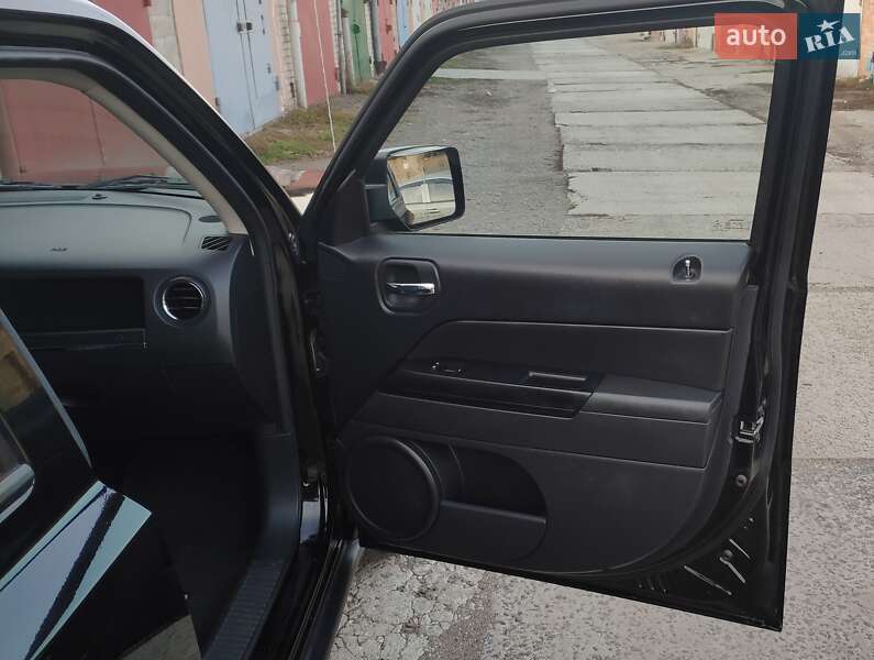 Универсал Jeep Patriot 2015 в Долинской