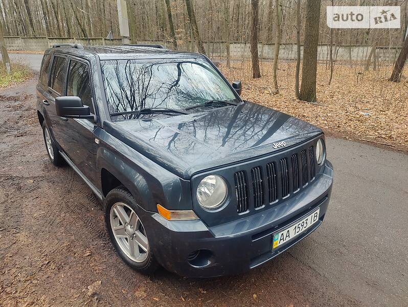 Позашляховик / Кросовер Jeep Patriot 2008 в Ужгороді