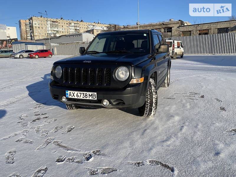 Позашляховик / Кросовер Jeep Patriot 2011 в Харкові