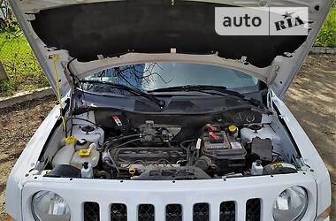 Позашляховик / Кросовер Jeep Patriot 2014 в Рівному