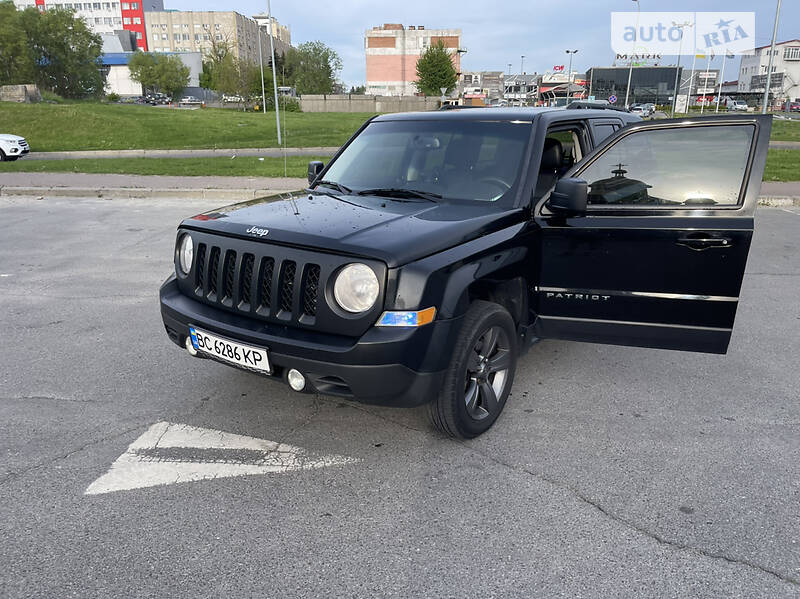 Внедорожник / Кроссовер Jeep Patriot 2014 в Львове