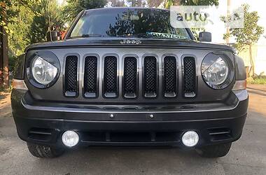 Внедорожник / Кроссовер Jeep Patriot 2015 в Сумах