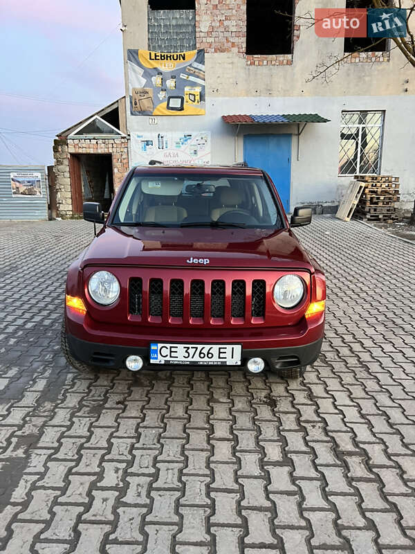 Позашляховик / Кросовер Jeep Patriot 2015 в Сокирянах