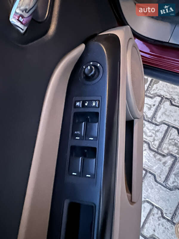 Позашляховик / Кросовер Jeep Patriot 2015 в Сокирянах