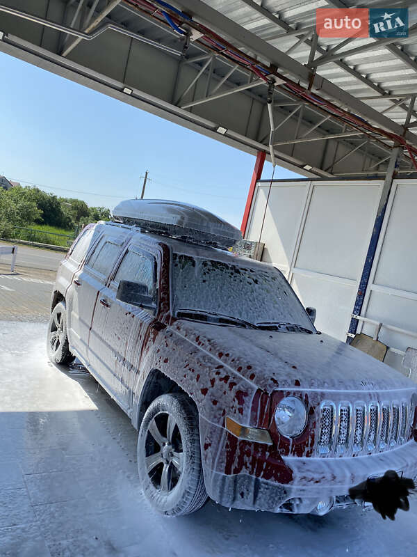 Позашляховик / Кросовер Jeep Patriot 2015 в Овідіополі
