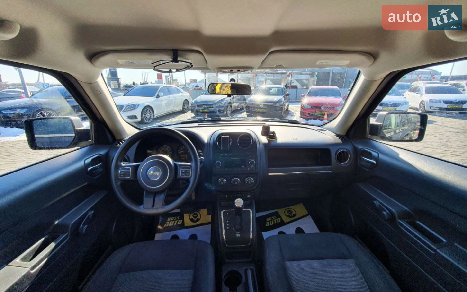 2015 Jeep Liberty (Patriot) - мініатюра 4