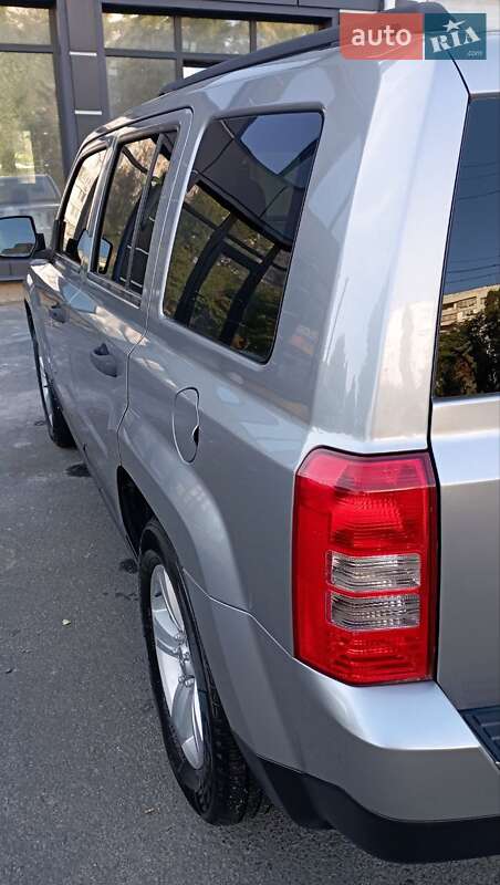 Позашляховик / Кросовер Jeep Patriot 2014 в Одесі