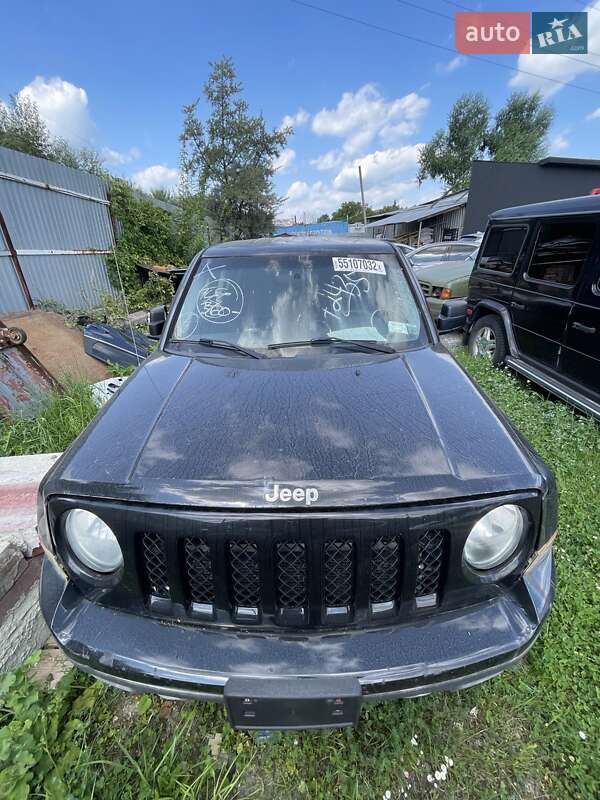 Позашляховик / Кросовер Jeep Patriot 2014 в Львові