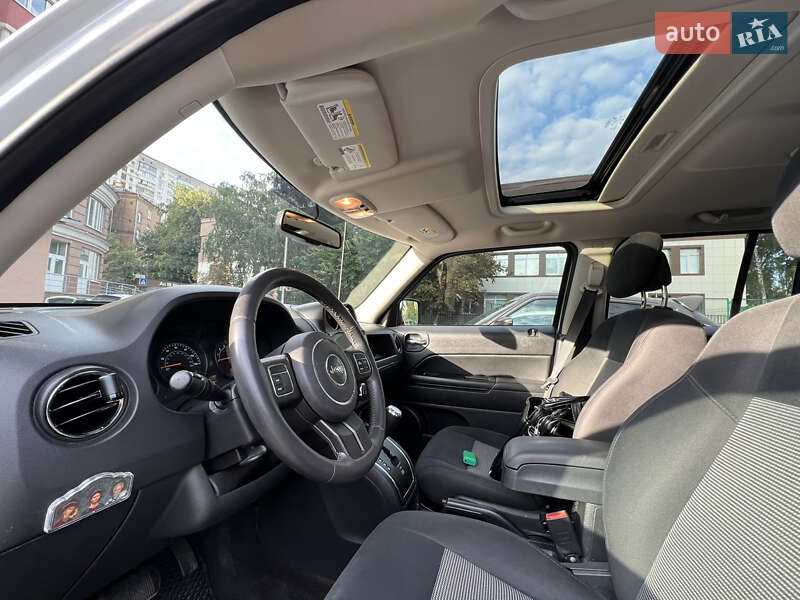 Позашляховик / Кросовер Jeep Patriot 2014 в Києві