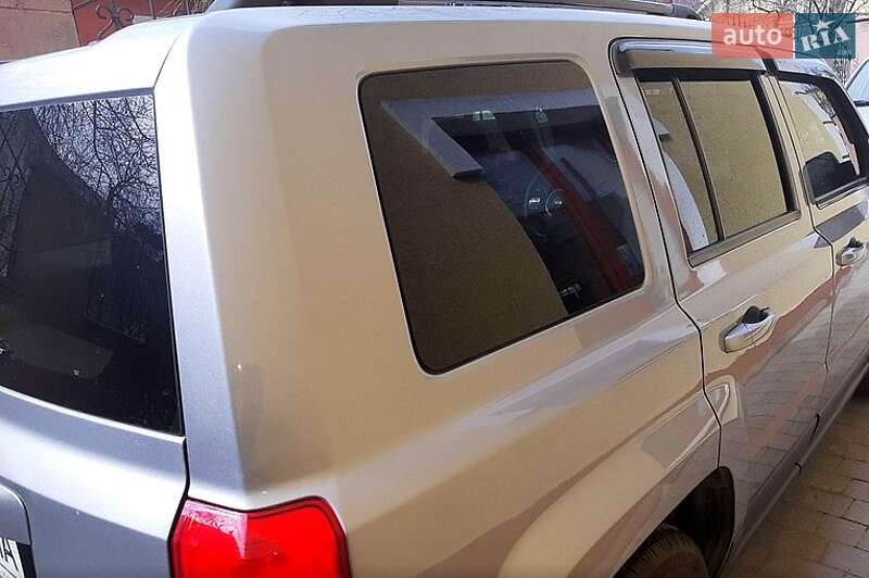 Внедорожник / Кроссовер Jeep Patriot 2015 в Ровно