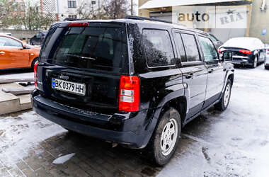 Позашляховик / Кросовер Jeep Patriot 2015 в Рівному