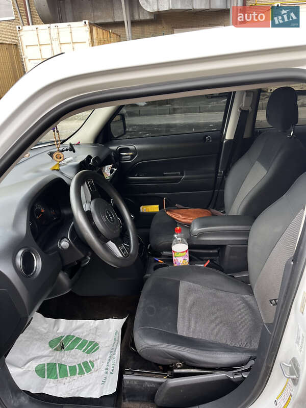 Позашляховик / Кросовер Jeep Patriot 2013 в Харкові