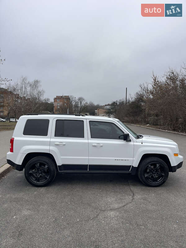 Позашляховик / Кросовер Jeep Patriot 2014 в Чернігові