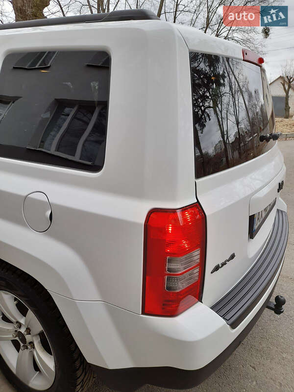 Позашляховик / Кросовер Jeep Patriot 2013 в Дніпрі
