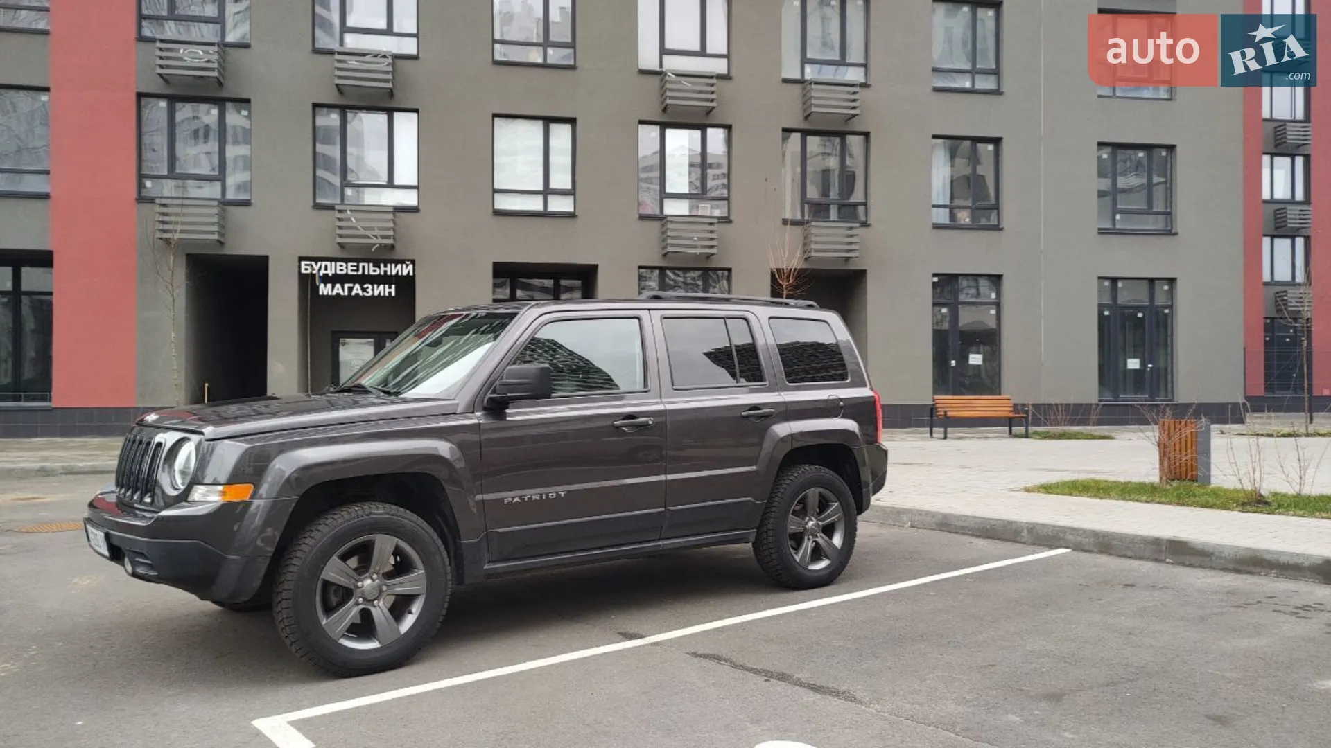2015 Jeep Liberty (Patriot) - мініатюра 12
