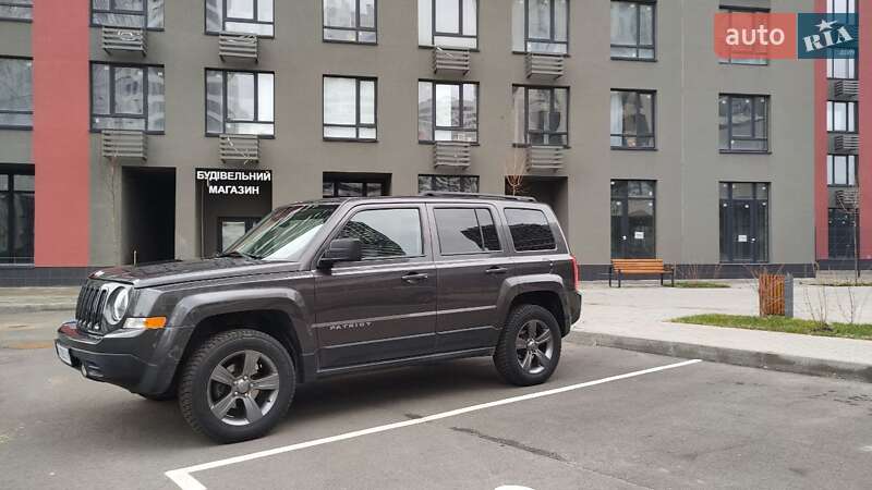 Внедорожник / Кроссовер Jeep Patriot 2015 в Киеве