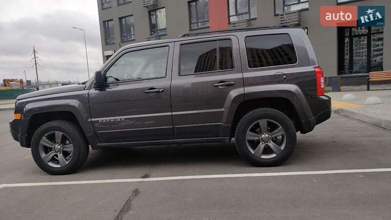 Внедорожник / Кроссовер Jeep Patriot 2015 в Киеве