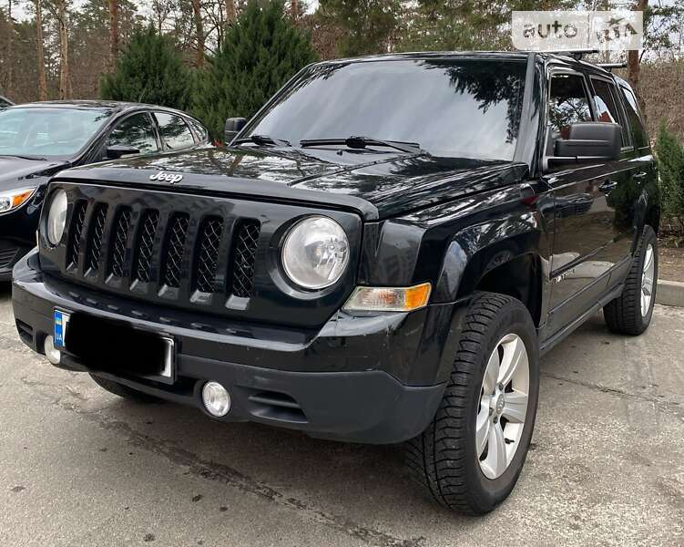 Внедорожник / Кроссовер Jeep Patriot 2012 в Украинке