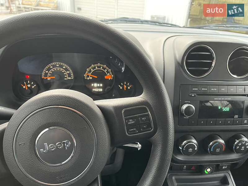 Внедорожник / Кроссовер Jeep Patriot 2014 в Запорожье