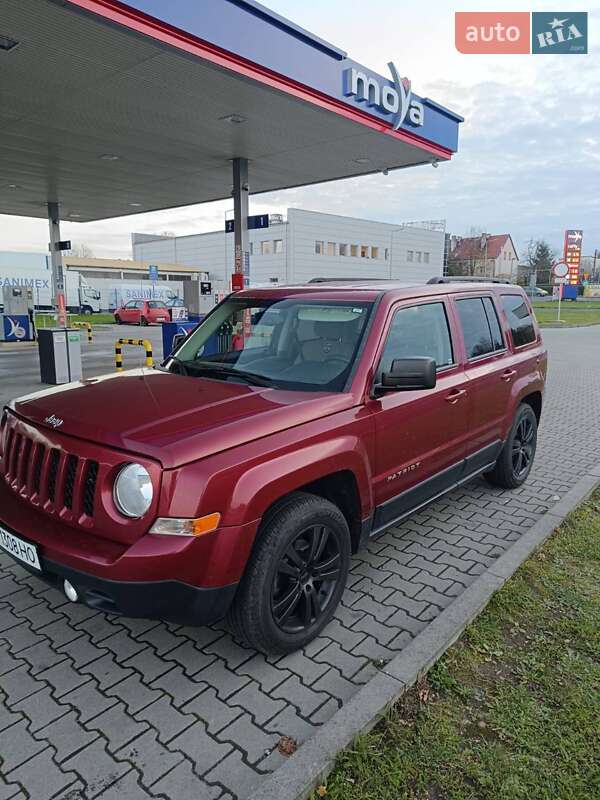 Внедорожник / Кроссовер Jeep Patriot 2016 в Львове