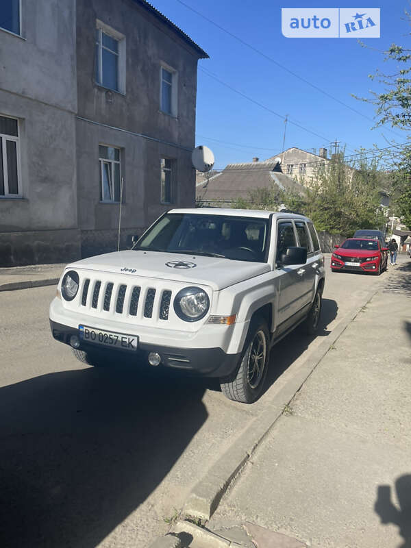 Внедорожник / Кроссовер Jeep Patriot 2014 в Чорткове