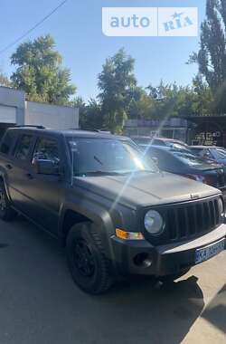 Позашляховик / Кросовер Jeep Patriot 2010 в Києві