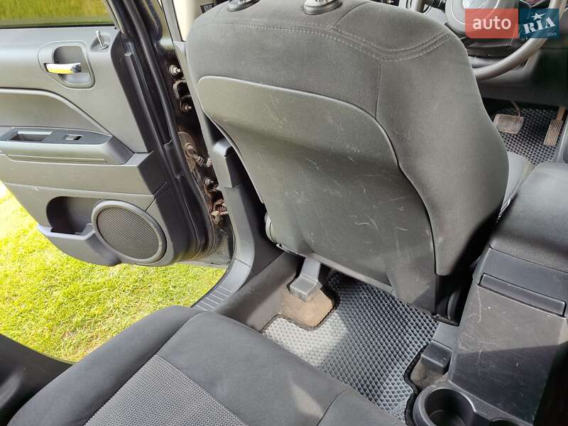 Позашляховик / Кросовер Jeep Patriot 2014 в Острозі