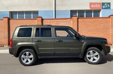 Позашляховик / Кросовер Jeep Patriot 2015 в Сумах