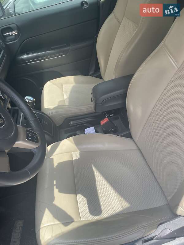 Внедорожник / Кроссовер Jeep Patriot 2016 в Полтаве