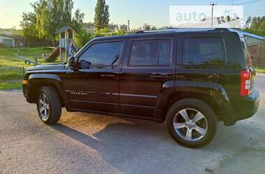 Позашляховик / Кросовер Jeep Patriot 2016 в Житомирі