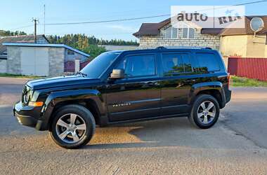 Позашляховик / Кросовер Jeep Patriot 2016 в Житомирі