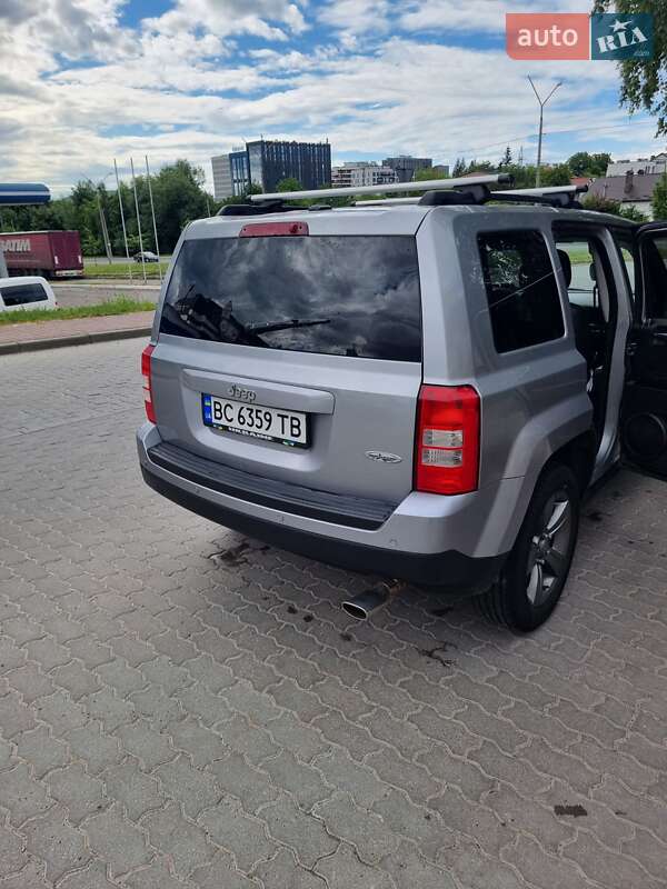 Позашляховик / Кросовер Jeep Patriot 2014 в Львові