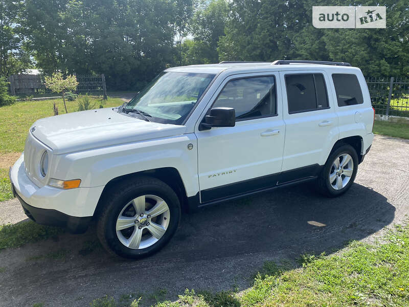 Внедорожник / Кроссовер Jeep Patriot 2016 в Червонограде