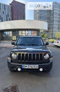 Позашляховик / Кросовер Jeep Patriot 2015 в Києві