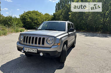 Позашляховик / Кросовер Jeep Patriot 2015 в Харкові