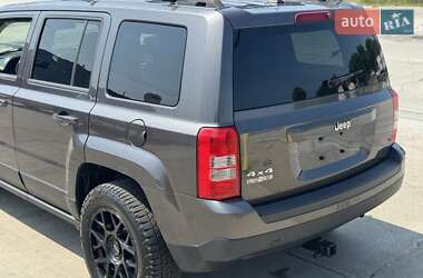 Позашляховик / Кросовер Jeep Patriot 2015 в 