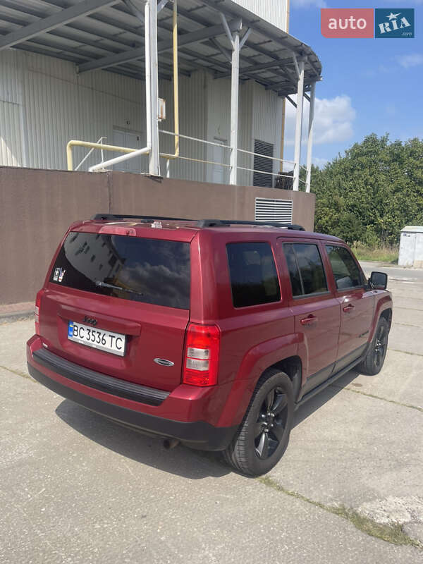 Позашляховик / Кросовер Jeep Patriot 2014 в Львові