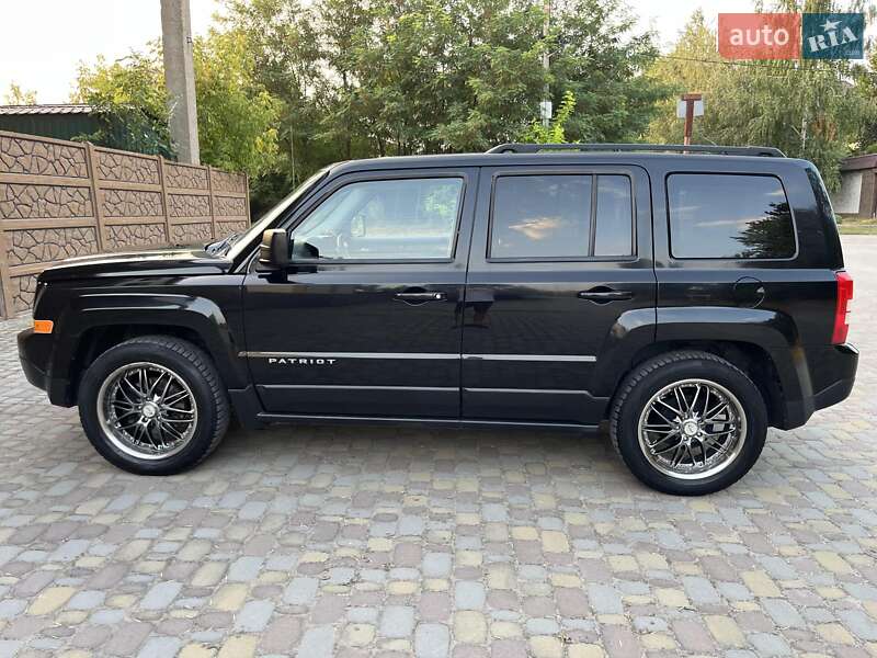 Позашляховик / Кросовер Jeep Patriot 2014 в Запоріжжі